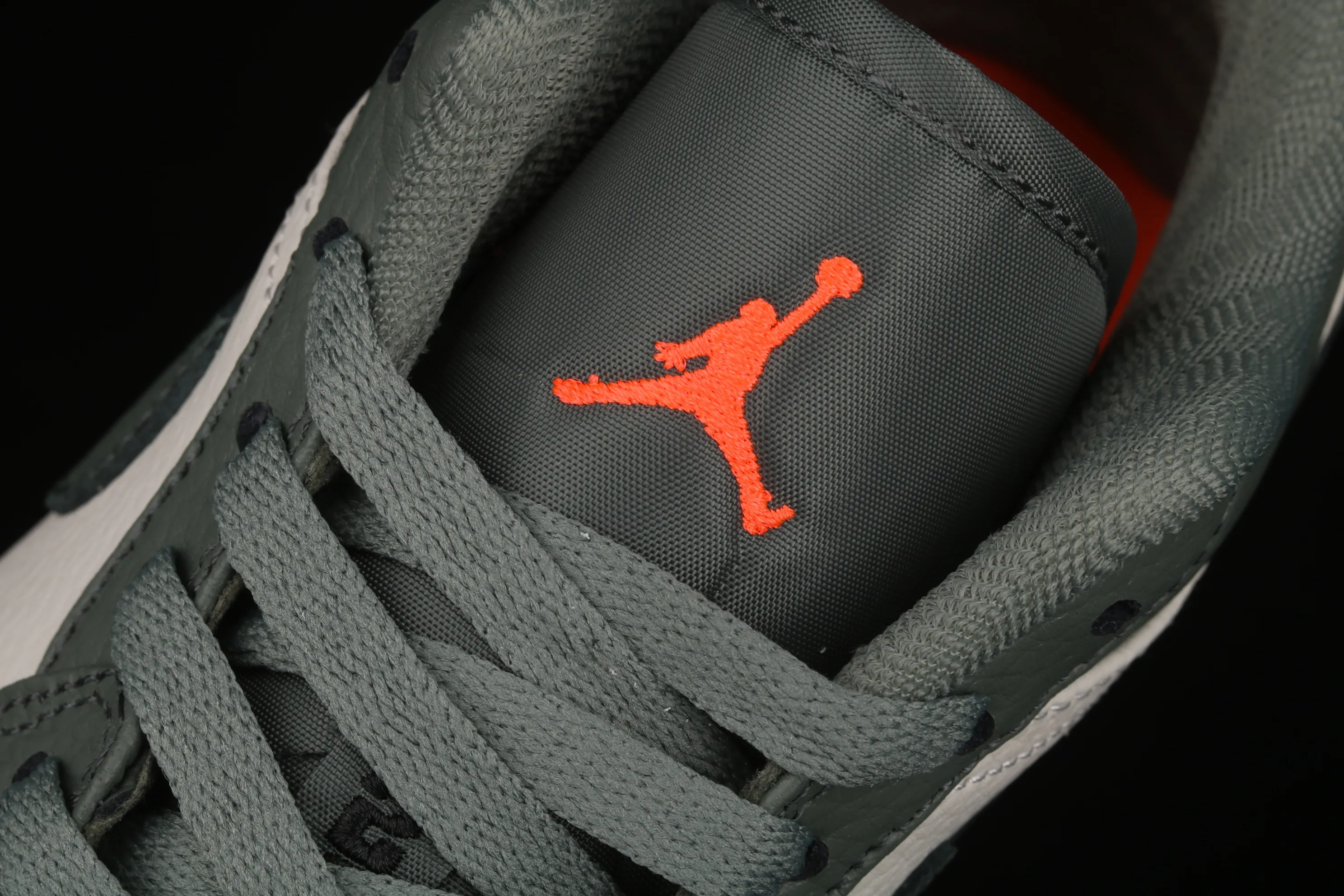 All categories Air Jordan Jordan series basketball shoes Air Jordan 1 Low Air Jordan 1 Low AJ1 Joe 1 low-top cultural and leisure sports sneakers 553558-121